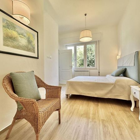 Luxe Apartment Camaiore Bagian luar foto
