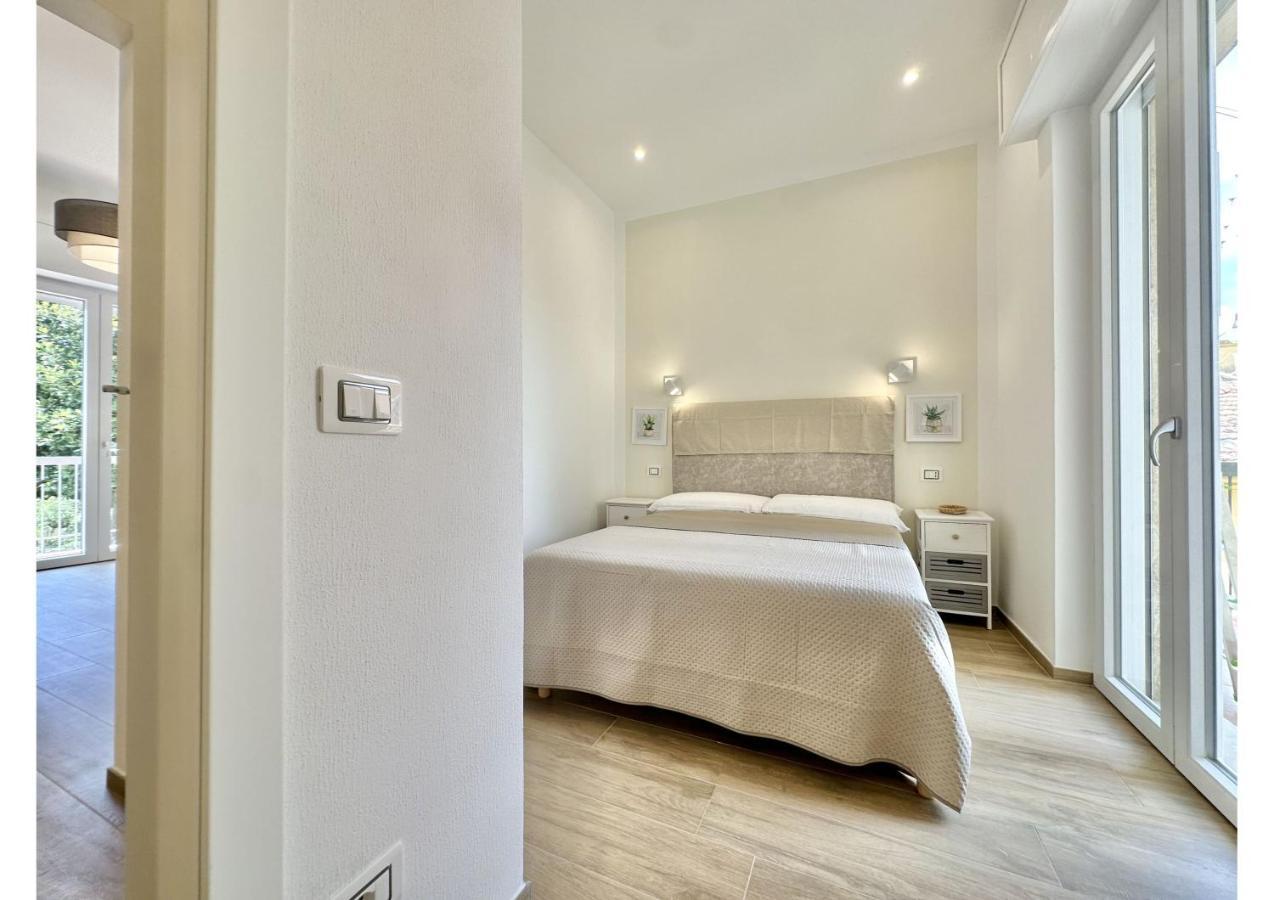 Luxe Apartment Camaiore Bagian luar foto
